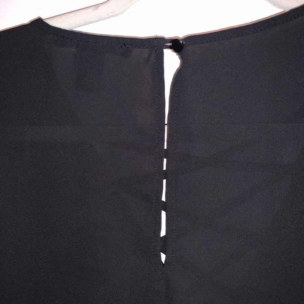 Detailed Blouse - Picture 3 of 4